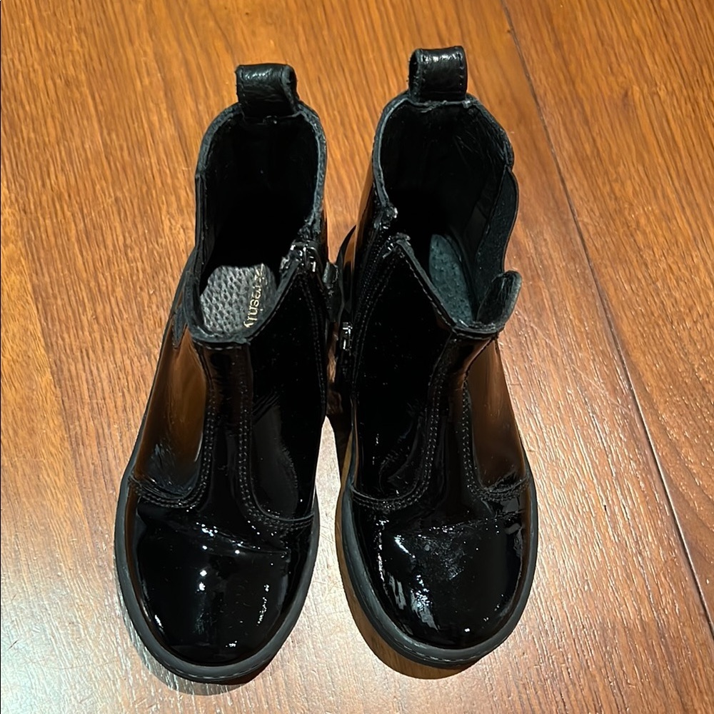 Freshly Picked - Black Chelsea boots
